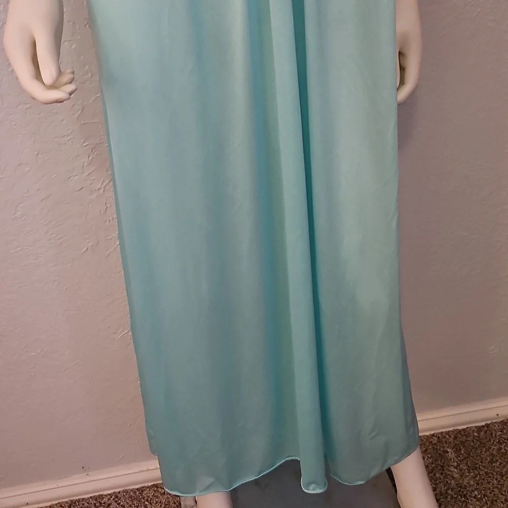Vintage Union Made 1960s Turquoise Blue Lace Trim Satin Nightgown - Picture 6 of 10